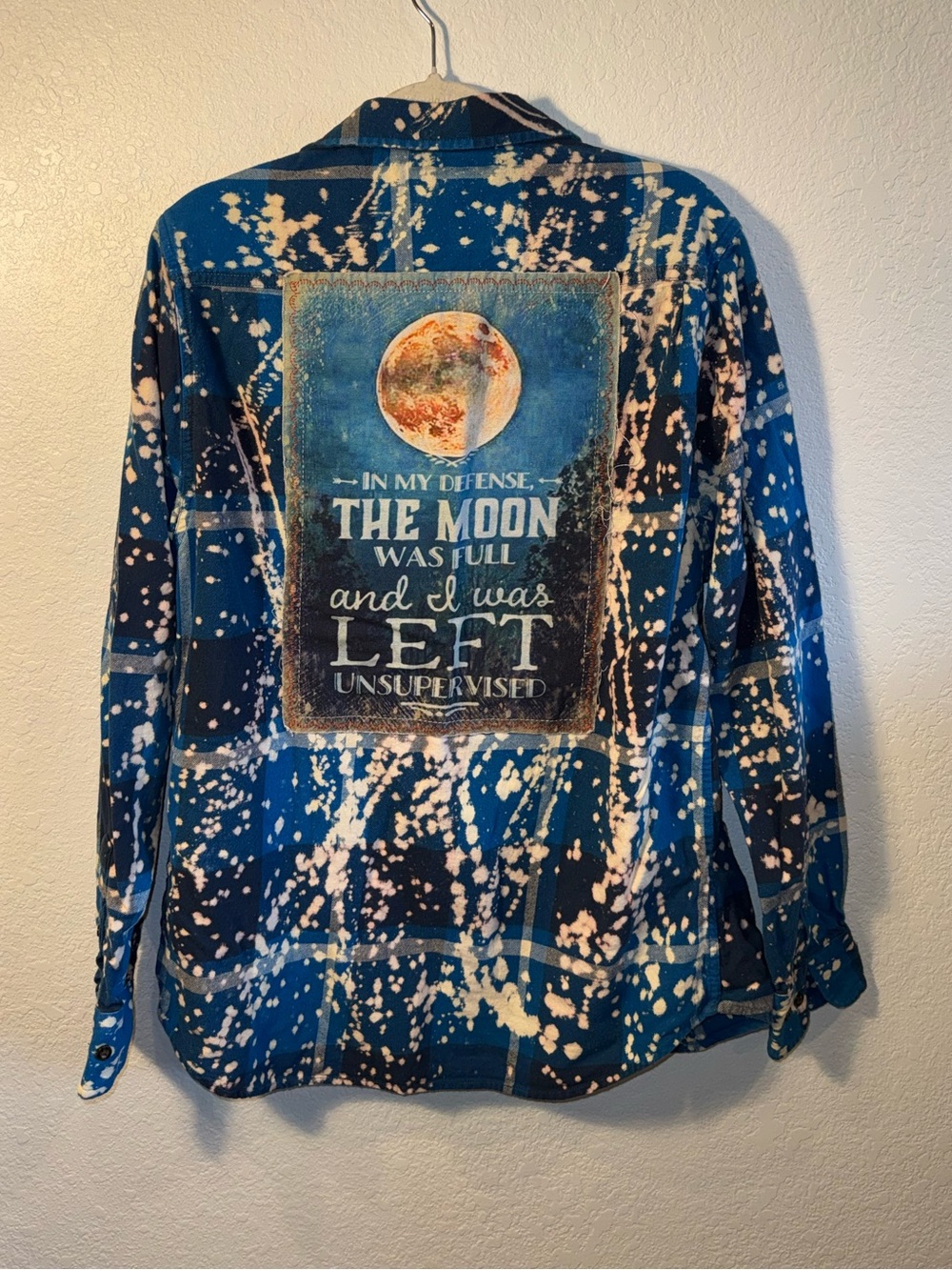 Angry Minnow Bleach Dye Blue Flannel UNSUPERVISED Plaid Cozy Button Down Size M